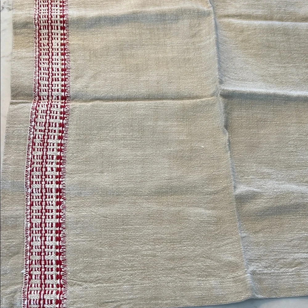 Williams Sonoma Linen with Red Detailing